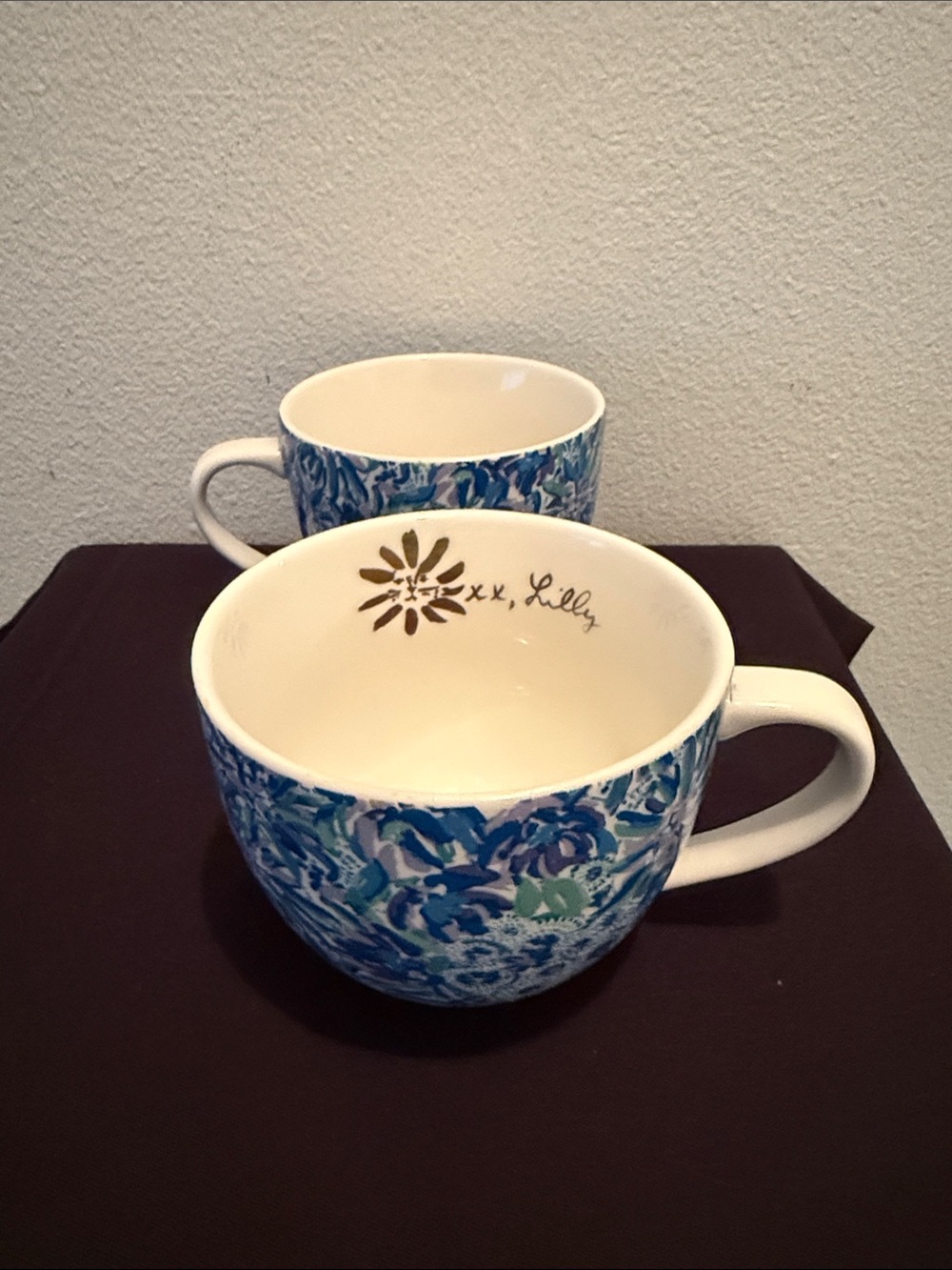 2 Lilly Pulitzer ceramic coffee mugs. Blue floral "High Maintenance" pattern - Picture 5 of 15